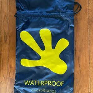 Geckobrands Waterproof Drawstring Backpack Bag with Yellow Logo